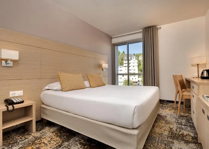 Le Mediterranee ホテル