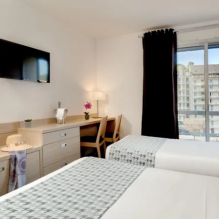 Le Méditerranée 4*