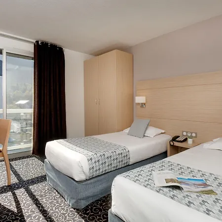 Le Méditerranée 4* Lourdes
