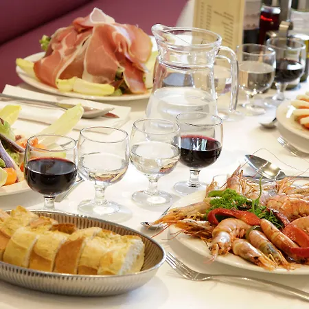 ホテル Le Mediterranee 4*