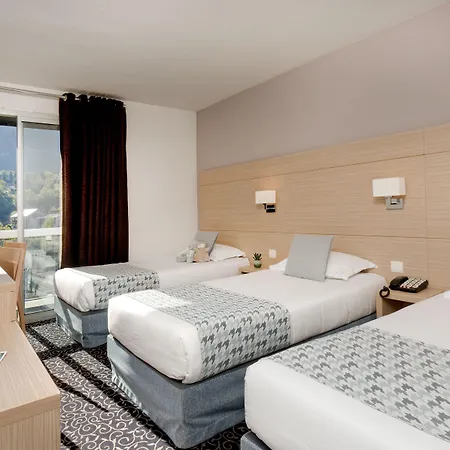 Le Mediterranee ホテル 4*