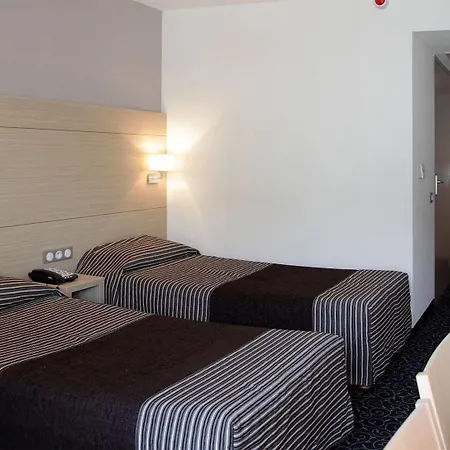 Le Mediterranee 4* ルルド