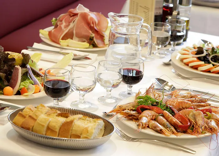 Отель Le Mediterranee 4*