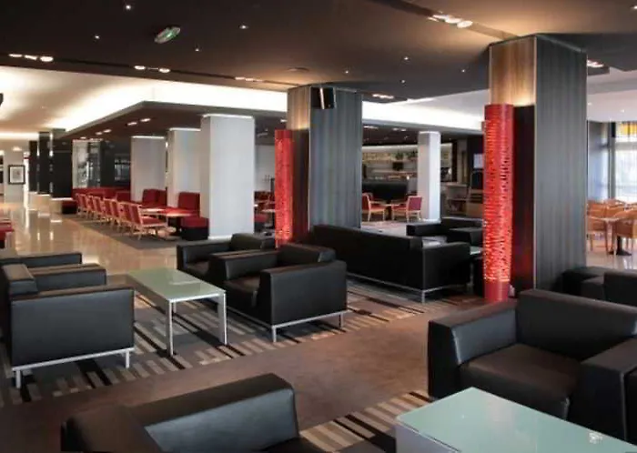 Le Méditerranée 4*