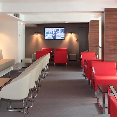 Le Méditerranée 4*