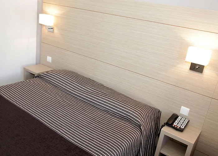 Le Méditerranée Hotel Lourdes